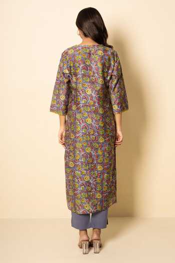 Shop_Kameez_Grey Chanderi, Cotton Split V-neck, Garden Floral Block Print Kurta And Pant Set _at_Aza_Fashions