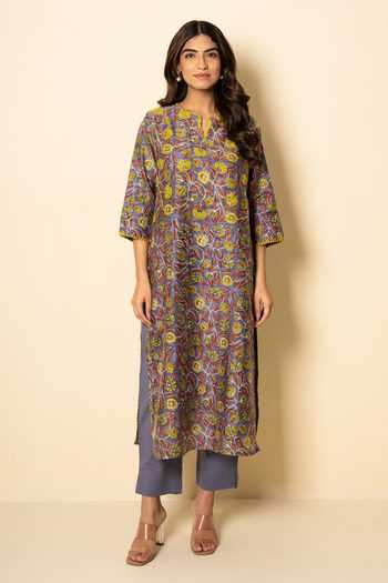 Buy_Kameez_Grey Chanderi, Cotton Split V-neck, Garden Floral Block Print Kurta And Pant Set _at_Aza_Fashions