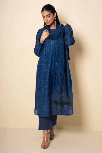 Buy_Kameez_Cobalt Chanderi, Cotton Keyhole Neck Bloom Floral Embroidered Kurta Set _at_Aza_Fashions