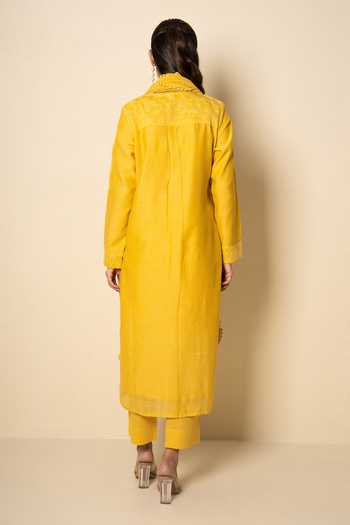 Shop_Kameez_Yellow Chanderi, Muslin (mulmul), Cotton Keyhole Floral Embroidered Kurta Set _at_Aza_Fashions