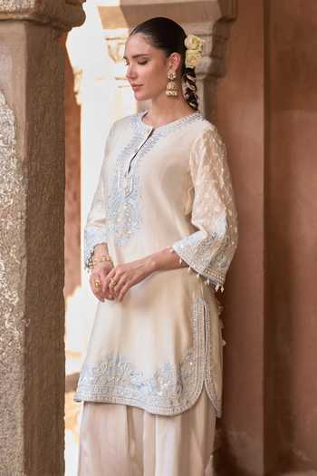 Sheetal Batra_Blue Silk, Chanderi, Satin Round Neck, Yes Ruhi Kurta And Dhoti Pant Set _Online_at_Aza_Fashions