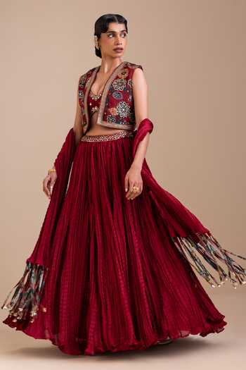 Buy_Aamra By Lavanya_Maroon Silk Hand Embroidered Dupatta _Online_at_Aza_Fashions