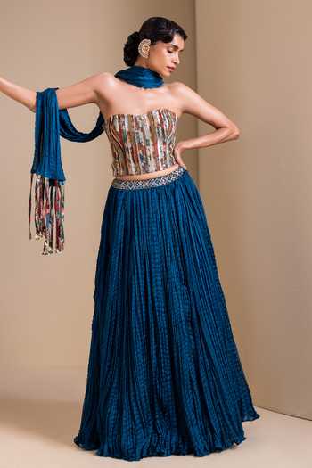 Buy_Aamra By Lavanya_Blue Silk Hand Embroidered Dupatta _at_Aza_Fashions