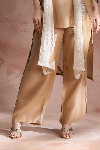 Soup By Sougat Paul_Beige Chanderi, Linen V-, Open Zinnia Applique Jacket Pant Set _Online_at_Aza_Fashions