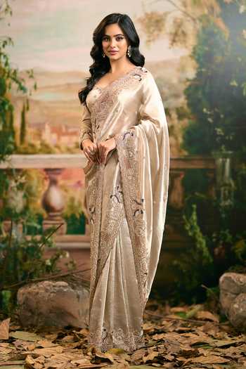 Samyukta Singhania_Gold Tissue Hand Embroidered Saree And Blouse Set _at_Aza_Fashions