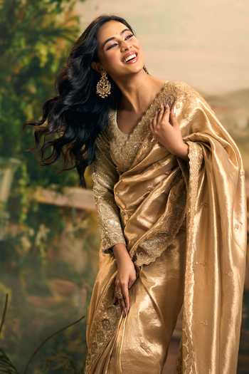 Shop_Samyukta Singhania_Gold Tissue Scoop Neck Banarsi Saree And Blouse Set _at_Aza_Fashions