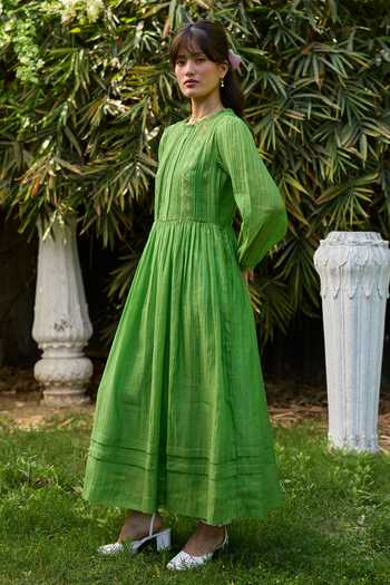Buy_Surmaye_Green Chanderi Boat Neck Trail Embroidered Dress 