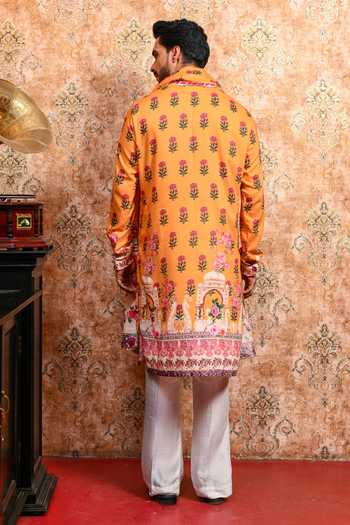 Shop_Yajy By Aditya Jain_Yellow Muslin Boish Aura Printed Kurta Set _at_Aza_Fashions