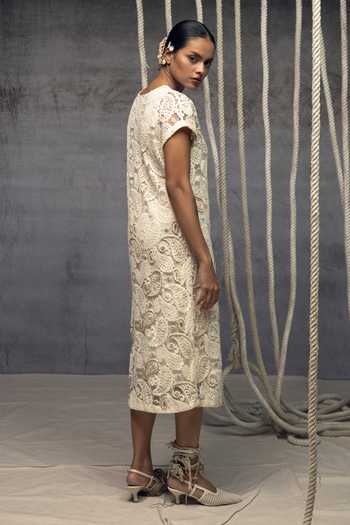 Kritika Murarka_Ivory Lace, Cotton Round Neck Paisley Embroidered Dress _Online_at_Aza_Fashions