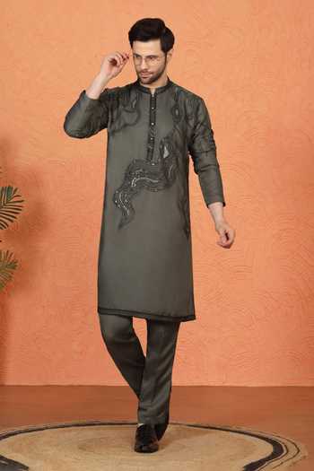 Buy_Aham-Vayam_Green Cotton Embroidered Kurta And Pant Set _at_Aza_Fashions