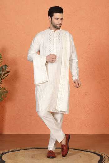Buy_Aham-Vayam_White Silk, Cotton Embroidered Kurta Set 