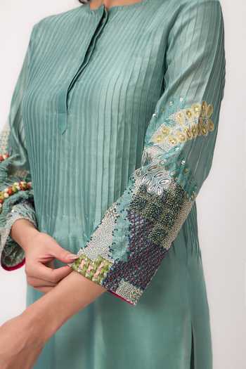Ruchi Marodia_Green Chanderi Round Neck Shami Whisper Kurta Set _Online