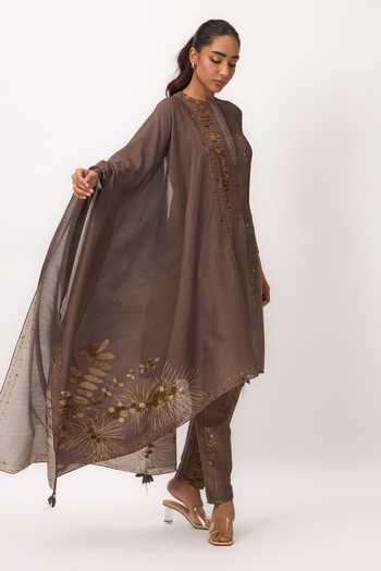 Buy_Ruchi Marodia_Brown Chanderi Mandarin Collar, Yes Printed Kurta Set 