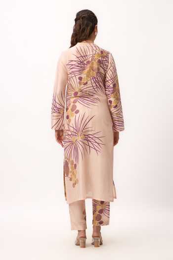 Shop_Ruchi Marodia_Peach Chanderi V-neck Printed Kurta Set _at_Aza_Fashions
