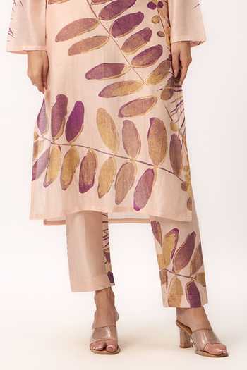 Buy_Ruchi Marodia_Peach Chanderi V-neck Printed Kurta Set 