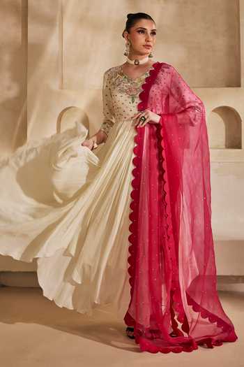 Shop_Anu Pellakuru_Off White Silk, Organza, Chiffon Embroidered Anarkali With Gulaabi Dupatta _Online_at_Aza_Fashions