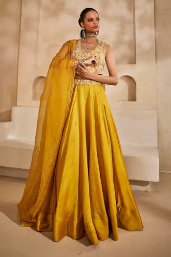 Buy_Anu Pellakuru_Mustard , , Peeli Noor Embroidered Blouse Lehenga Set _Online