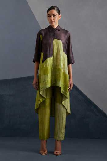 Buy_Clos_Green Dupion, Silk Collared, Yes Omen Print Kurta And Pant Set _at_Aza_Fashions