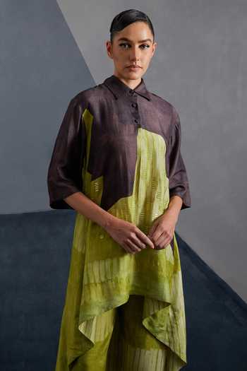 Shop_Clos_Green Dupion, Silk Collared, Yes Omen Print Kurta And Pant Set _Online_at_Aza_Fashions