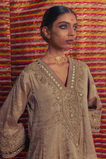 Shop_Label Earthen_Brown Organza, Tissue V-neck, Yes Chandi Zardozi Kali Kurta Set _Online_at_Aza_Fashions