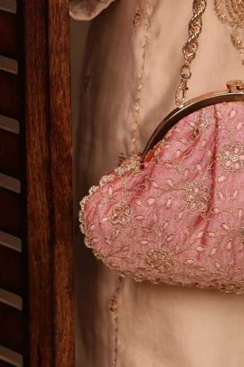 Buy_AMYRA_Pink Tarang Cutwork Vintage Purse _Online_at_Aza_Fashions