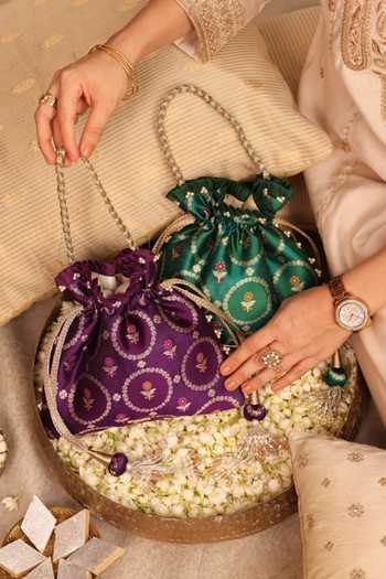 Amyra_Green Embroidery, Beads, Pearls, Zari, Tassels Jamal Silk Potli _Online