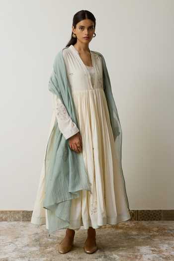Rhua_Ivory Handloom Cotton V-neck Lina Anarkali Set 