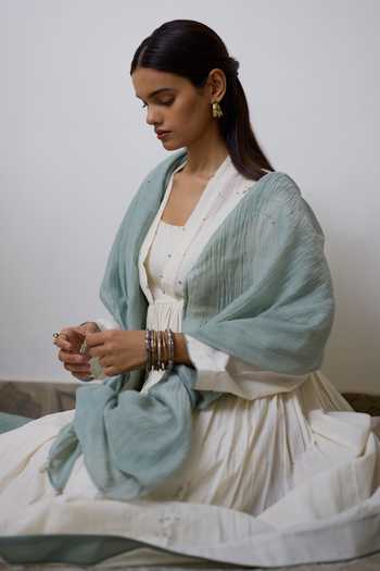 Rhua_Ivory Handloom Cotton V-neck Lina Anarkali Set 
