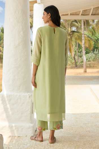 Shop_Vaayu_Green Cotton, Muslin Round Neck Lime Applique Work Kurta And Pant Set _at_Aza_Fashions