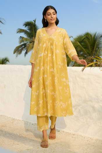 Buy_Vaayu_Yellow Cotton, Muslin V-neck Rue Printed Kurta And Pant Set _at_Aza_Fashions
