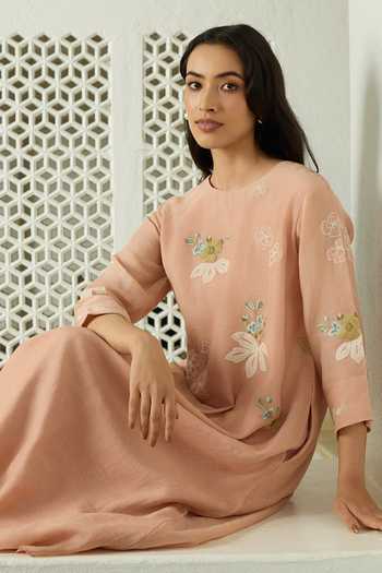 Buy_Vaayu_Pink Cotton, Muslin Round Neck Blossom Applique Work Kurta And Pant Set 