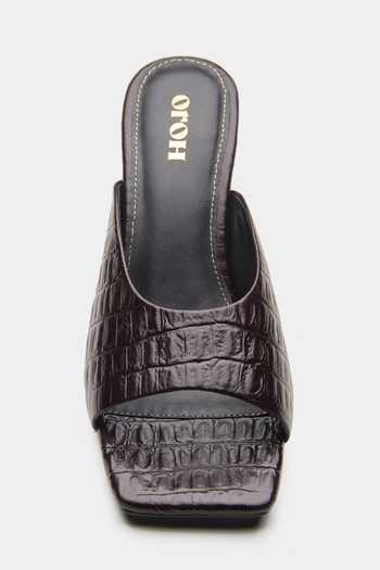 Buy_Oroh_Brown Cardiff Textured Leather Heels _at_Aza_Fashions