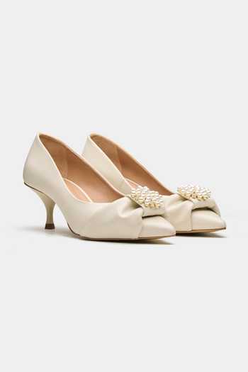 Shop_Oroh_White Huddersfield Pearl Brooch Kitten Heels _at_Aza_Fashions