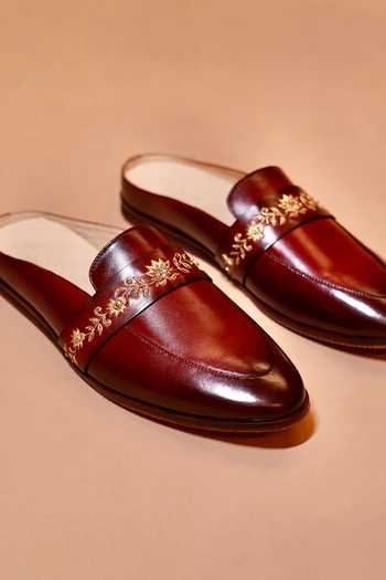 Buy_Dmodot_Maroon Hoffler Ricamo Rosso Leather Mules _Online_at_Aza_Fashions