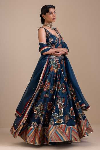 Aamra By Lavanya_Blue Silk, Organza V-neck Kalamkari Pattern Lehenga Set _at_Aza_Fashions