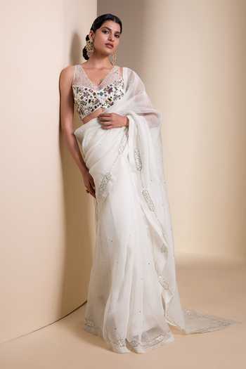 Aamra By Lavanya_Ivory Organza V-neck Hand Embroidered Saree With Blouse _at_Aza_Fashions