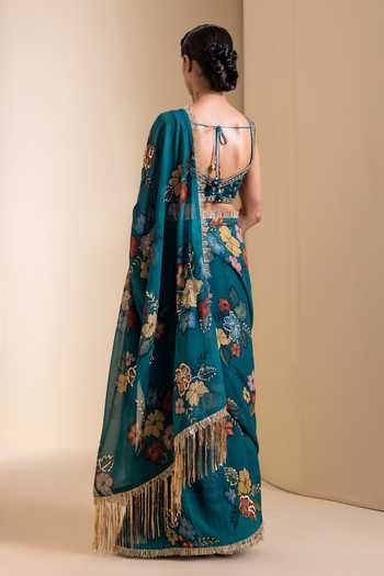 Shop_Aamra By Lavanya_Teal Silk, Georgette V-neck Kalamkari Pattern Saree With Blouse _at_Aza_Fashions