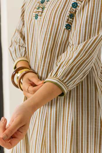 Buy_Dohr India_Ivory Cotton, Bemberg, Jacquard Round Neck Aaliyah Stripe Print Kurta Set 