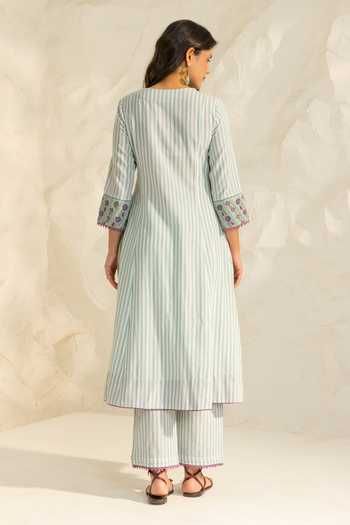 Shop_Dohr India_Green Cotton, Silk V-neck, Yes Embroidered Kurta Set _at_Aza_Fashions