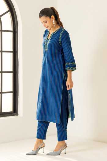 Dohr India_Blue Cotton, Bemberg, Jacquard V-neck Nyra Stripes Pattern Kurta Set _at_Aza_Fashions