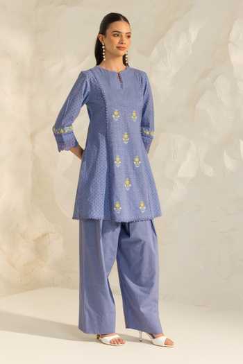 Shop_Dohr India_Blue Cotton, Jacquard, Bemberg Split V-neck, Yes Slub Kurta Set With Dupatta _Online_at_Aza_Fashions