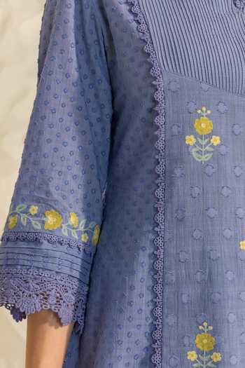 Dohr India_Blue Cotton, Jacquard, Bemberg Split V-neck, Yes Slub Kurta Set With Dupatta _at_Aza_Fashions