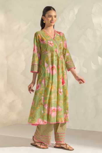 Buy_Dohr India_Green Cotton, Silk V-neck, Yes Riva Printed Kurta Set _Online_at_Aza_Fashions