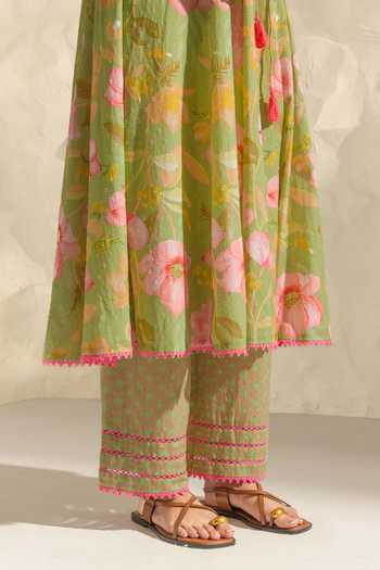 Dohr India_Green Cotton, Silk V-neck, Yes Riva Printed Kurta Set _at_Aza_Fashions