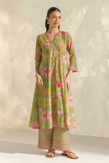 Buy_Dohr India_Green Cotton, Silk V-neck, Yes Riva Printed Kurta Set 