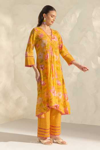 Dohr India_Yellow Cotton, Silk, Kota Doria V-neck Ranya Floral Print Kurta Set _at_Aza_Fashions