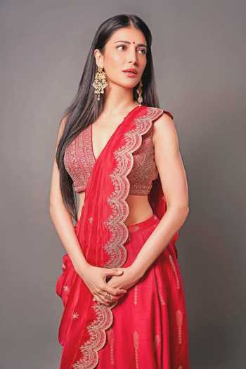 Shop_Chamee & Palak_Red Silk, Organza Sequins, Pearls, Amal Jamewar Pre-draped Lehenga Saree Set _Online