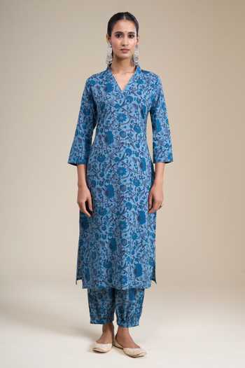 Shop_Khwaab By Sanjana Lakhani_Blue Cotton V-neck Floral Print Kurta Set _Online_at_Aza_Fashions
