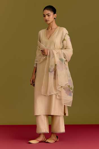 PinkBeige