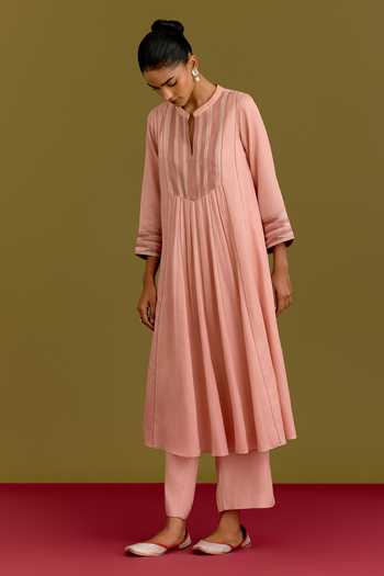 Devnaagri_Blush Silk, Cotton, Satin, Shantoon Keyhole Neck Contrast Yoke Kurta Set _Online_at_Aza_Fashions